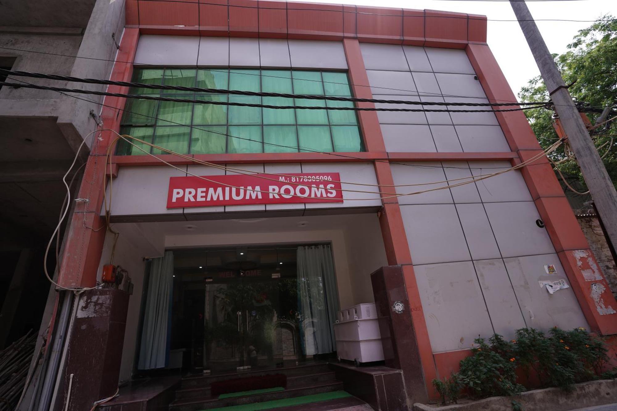 Hotel Lecston @Yashobhoomi Dwarka Sector - 25 Metro Station Delhi  Esterno foto